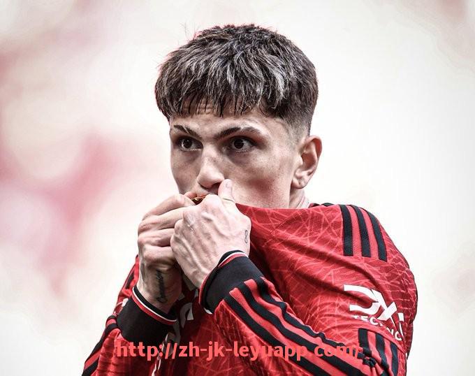 乐鱼体育入口-宝鸡市足球老师杨喆CBA季后赛：杨喆在宝鸡与CBA季后赛的互动