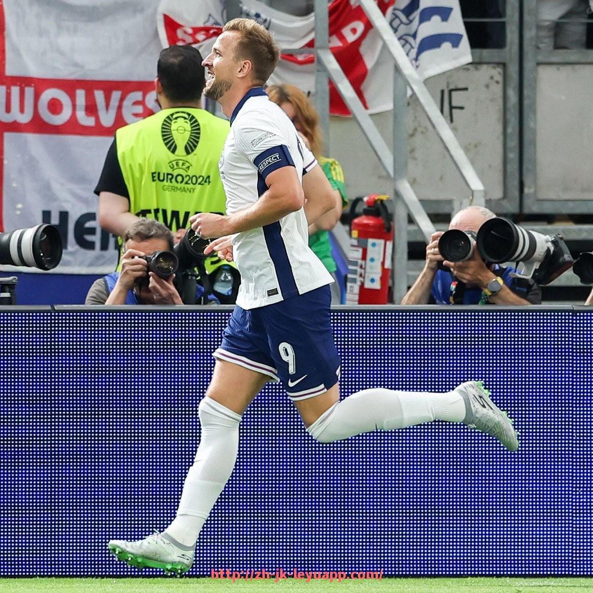 乐鱼体育入口-CBA赛事是否有足球模式的尝试？