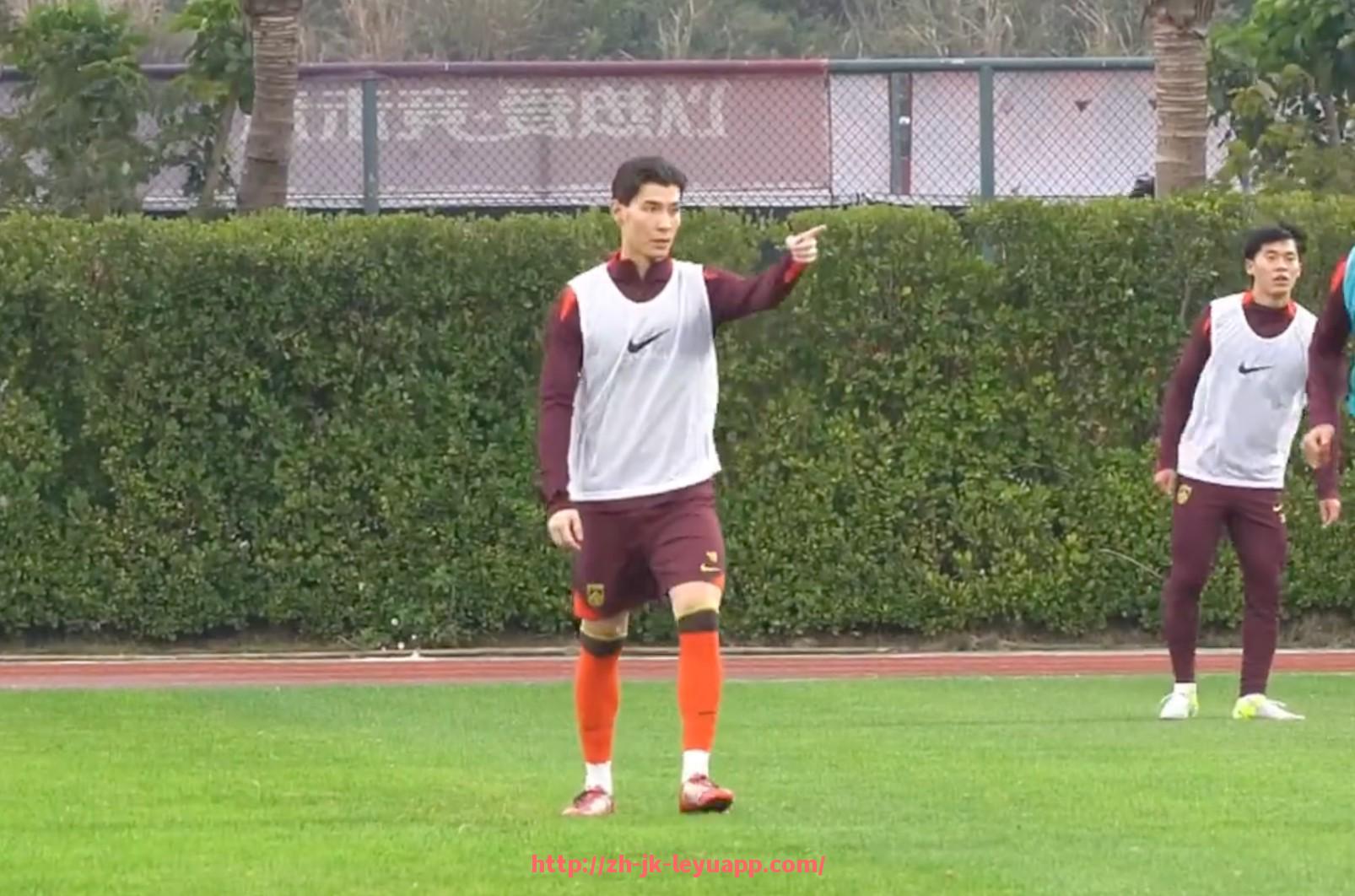 乐鱼体育入口-世俱杯历史球队参赛次数与晋级轮次对比分析